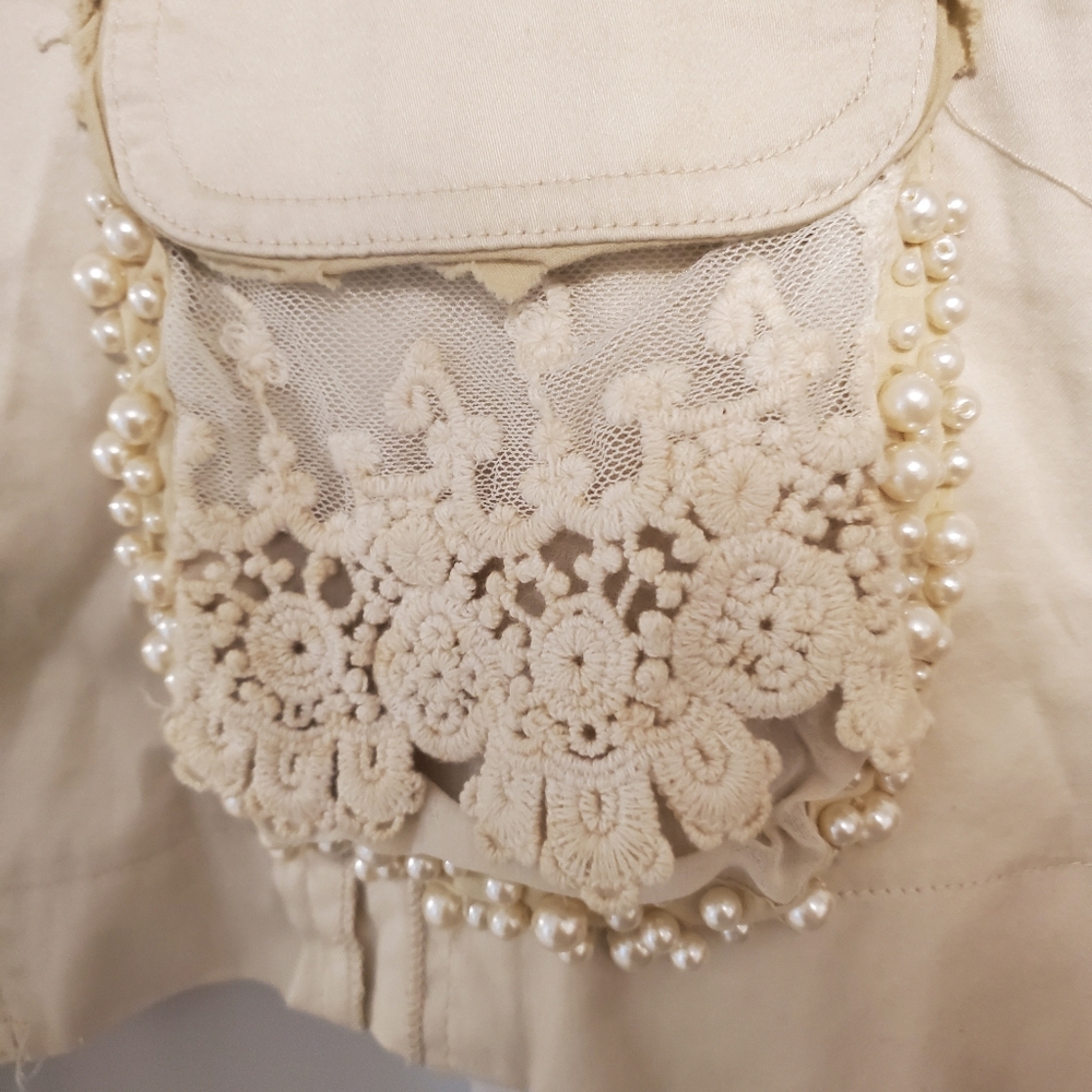 Ivory jacket - Picture 3 of 6